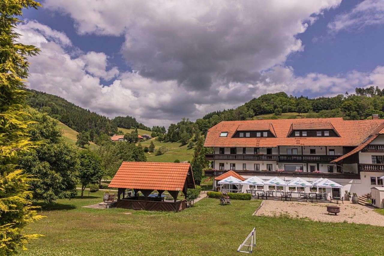 Boutique Wellnesshotel Landmann Steinen  ภายนอก รูปภาพ